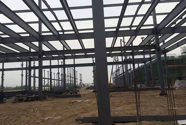 鋼結(jié)構(gòu)