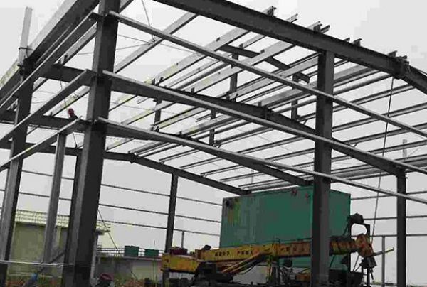 鋼結(jié)構(gòu)